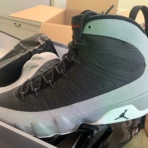 men jordan 9s